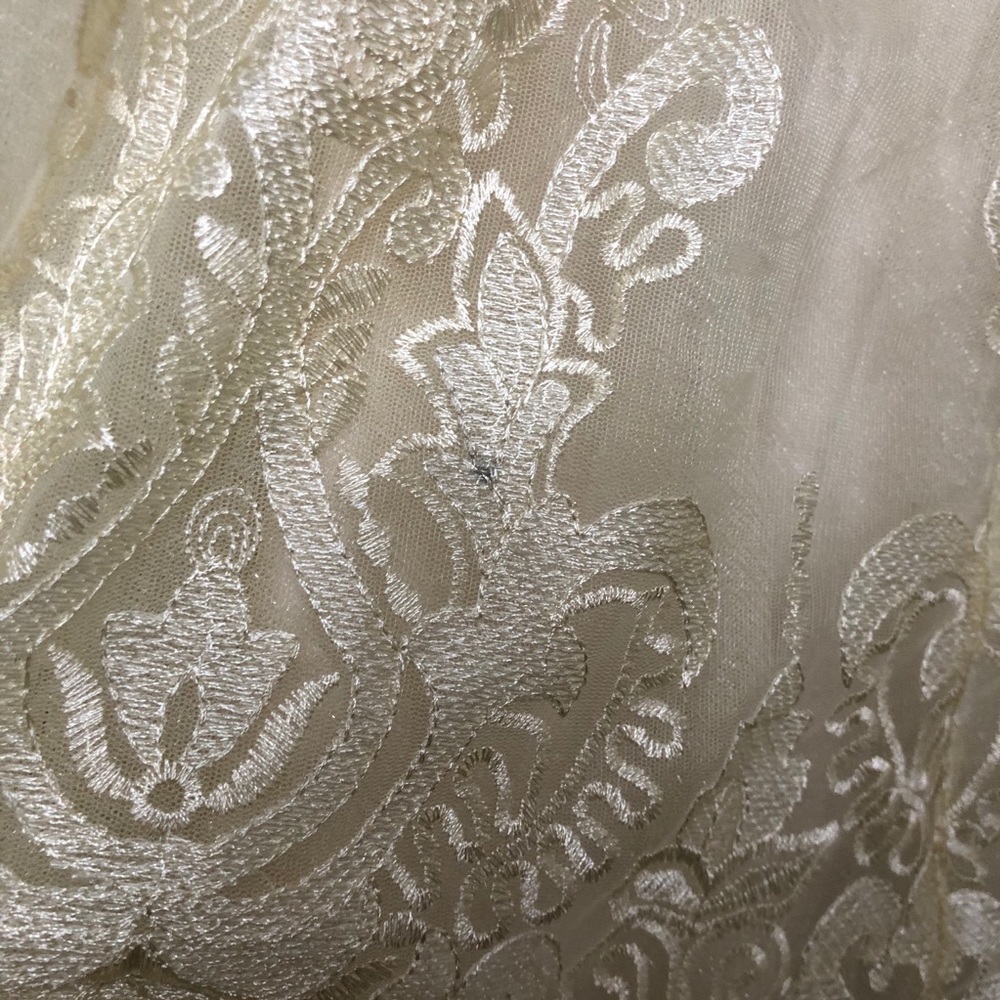 Chi Chi London ModCloth Gilded Grace Lace … - Picture 13 of 14